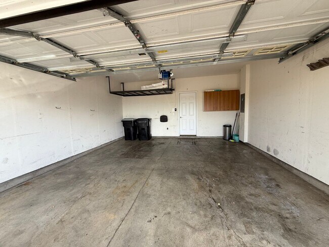 Building Photo - 14649 Sapphire Way