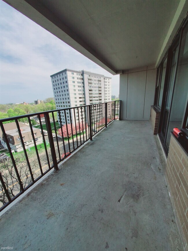 Building Photo - 1 br, 1 bath Condo - Hayes House