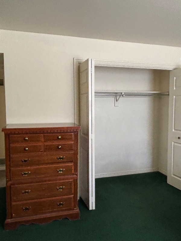 Building Photo - 284 E 600 N