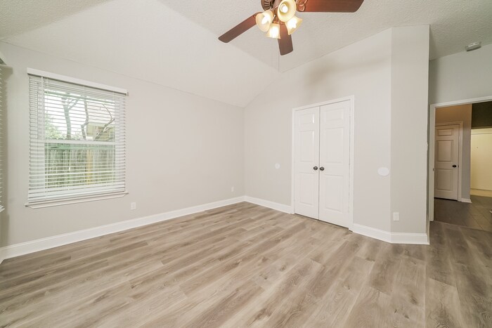 Building Photo - 2210 Westview Trail