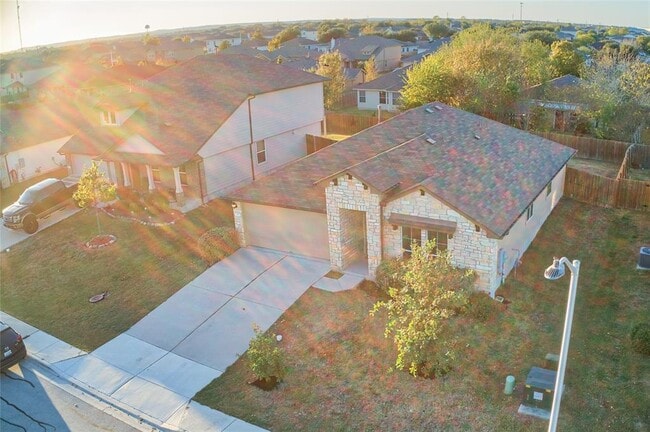 Building Photo - 328 Langely