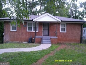 Building Photo - 166 Polar Rock Rd SW