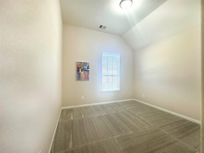 Building Photo - 22214 Meandering Springs Dr