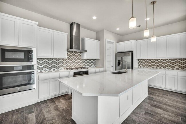 Building Photo - 12909 Mitica Dr