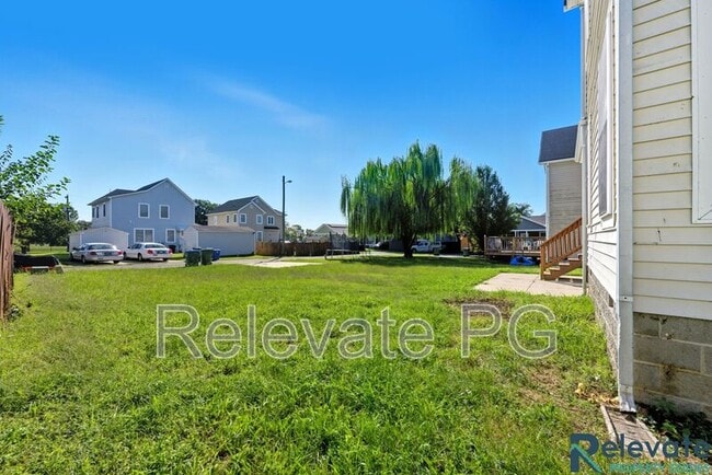 Building Photo - 1803 Rose Ave