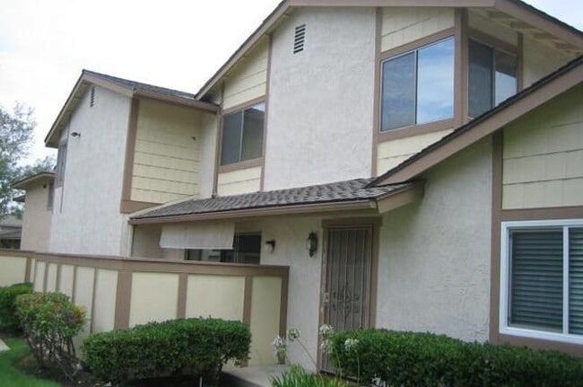 Building Photo - 16930 Colchester Way