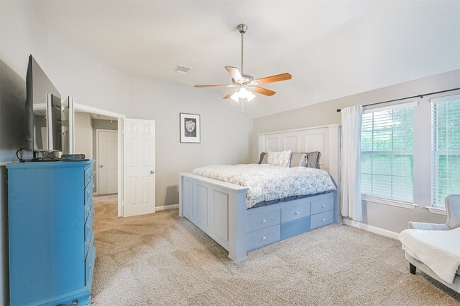 Building Photo - 20422 Maple Meadows Ct