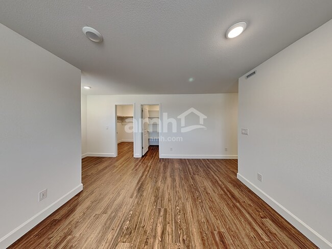 Building Photo - 9145 S Conquistador St