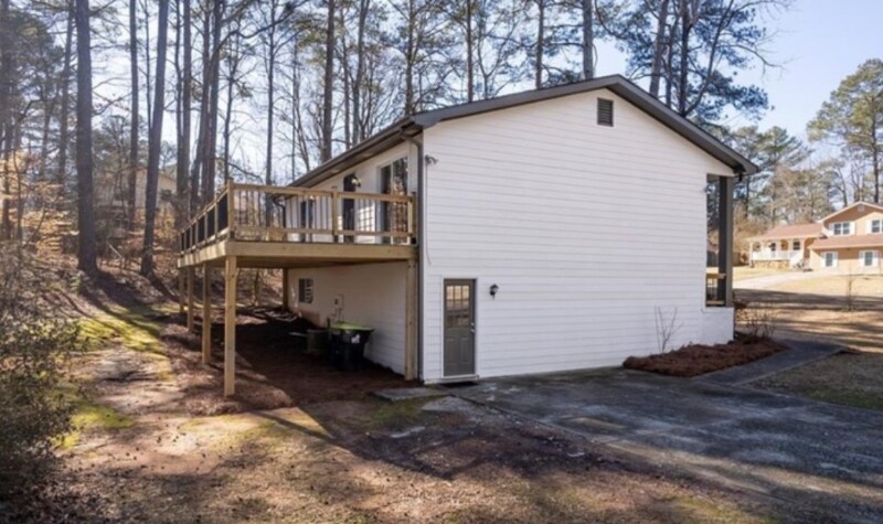 Primary Photo - 553 Waterboy Rd
