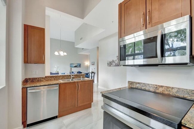 Building Photo - 350 N Federal Hwy