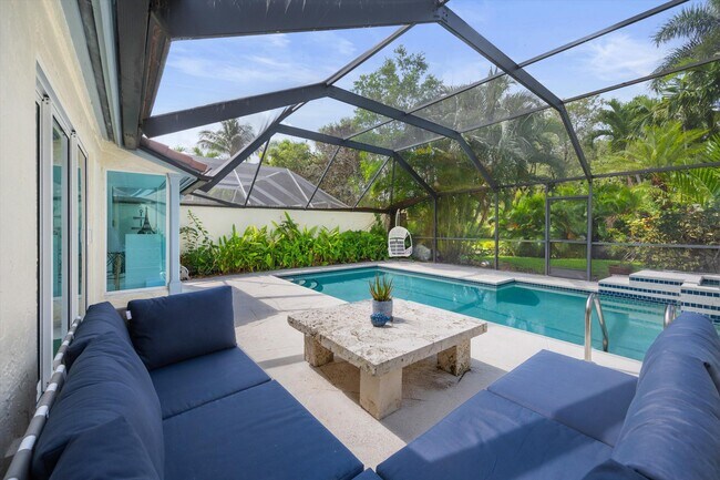 Building Photo - 2252 Las Casitas Dr