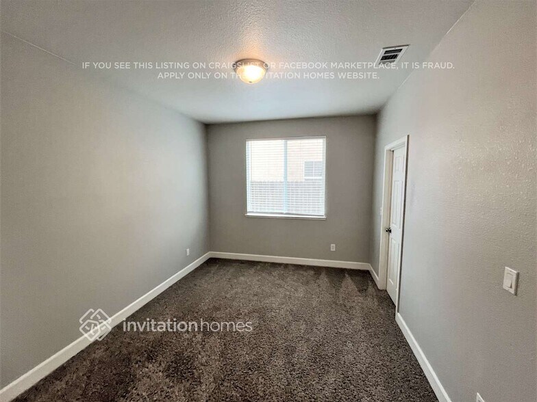 Building Photo - 1187 Jewelflower St