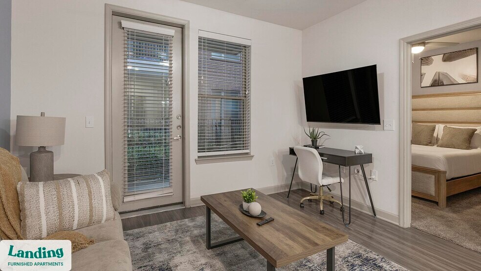 Building Photo - 2800 NE Green Oaks Blvd