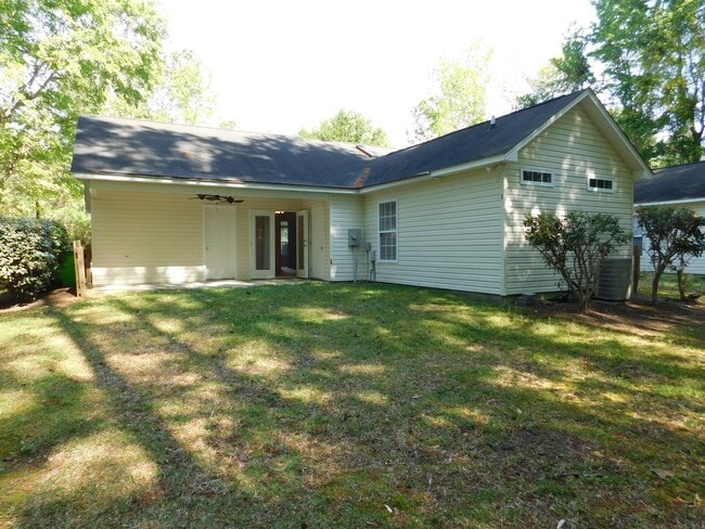 Building Photo - 208 Tobiano Dr