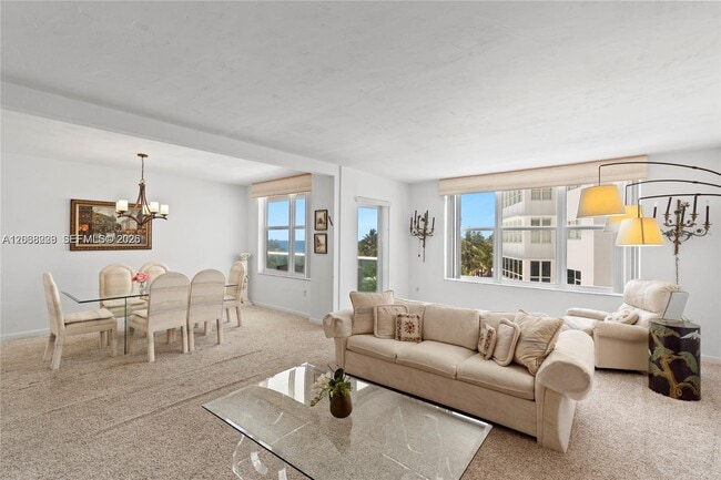 Building Photo - 5001 Collins Ave