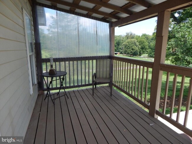 Building Photo - 2553 Warm Springs Rd