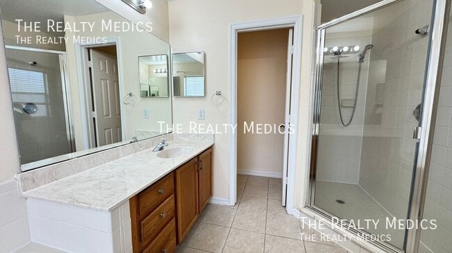 Building Photo - 13628 Tetherline Trail