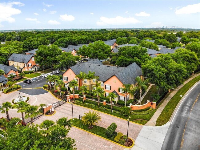 Building Photo - 6055 Westgate Dr