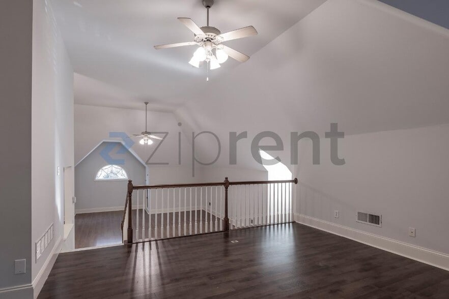 Building Photo - 2801 Spreading Oaks Dr NW