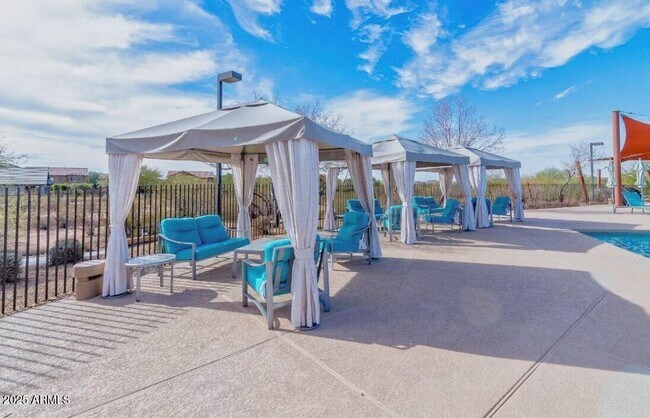 Building Photo - 3979 E Melinda Dr