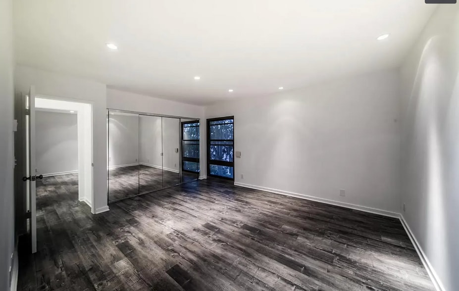 Building Photo - 7777 W 91st St