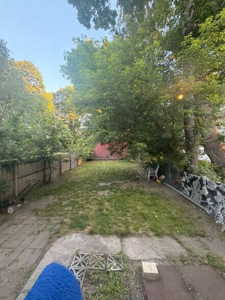 Building Photo - 1822 Highland Ave