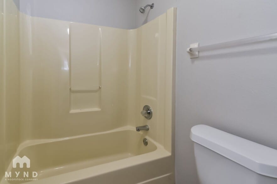 Building Photo - 9437 Bryant Trent Blvd