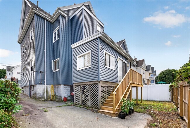 Building Photo - 49 Newbern Ave