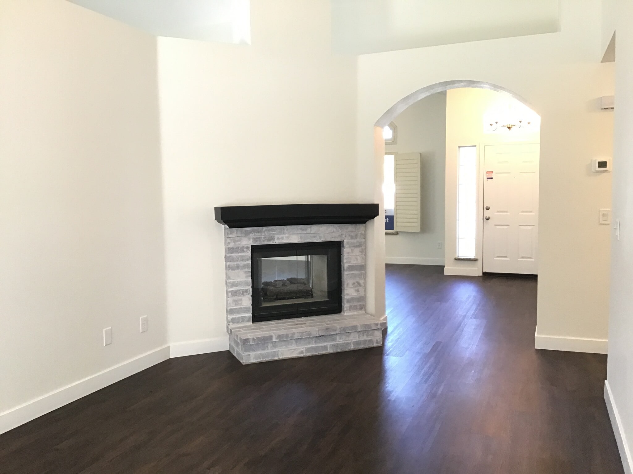 Building Photo - 2244 Stone View Dr