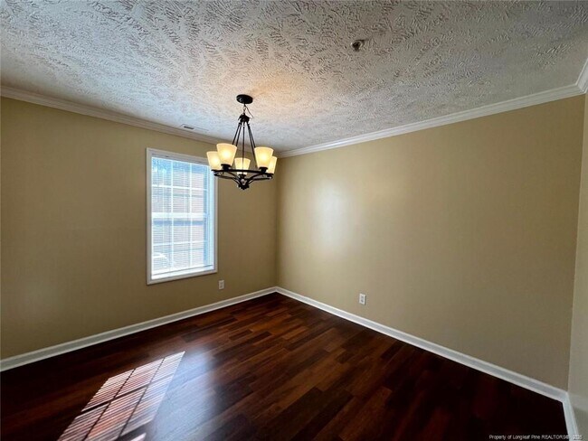 Building Photo - 372 Bubble Creek Ct