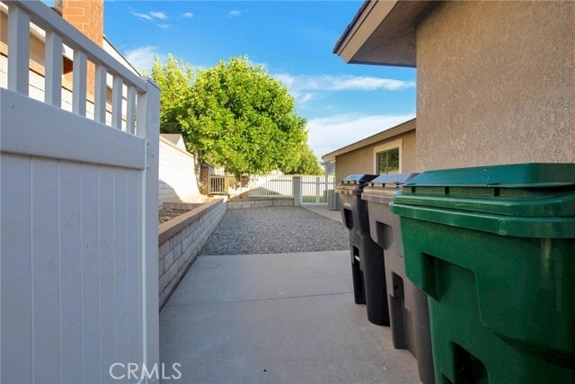 Building Photo - 2963 Falconberg Dr