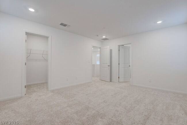 Building Photo - 2744 Tricase St