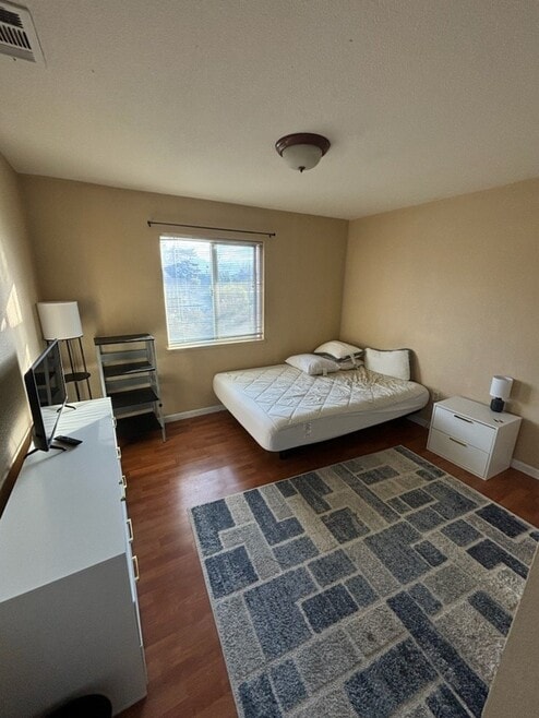 Building Photo - 1499 Essex St