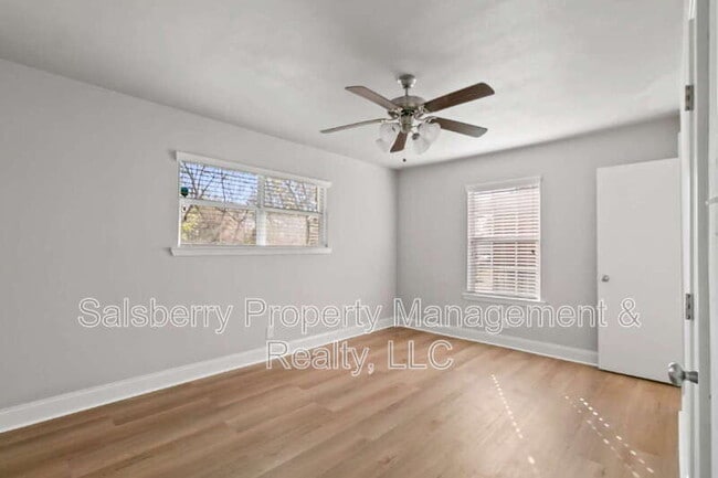 Building Photo - 5312 Odessa Ave