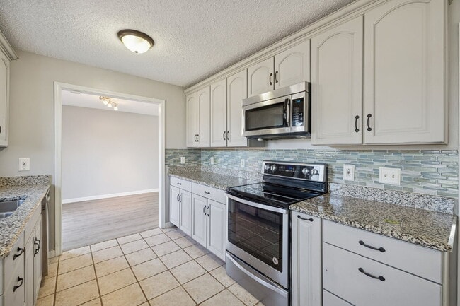 Building Photo - 342 Brook Mead Dr