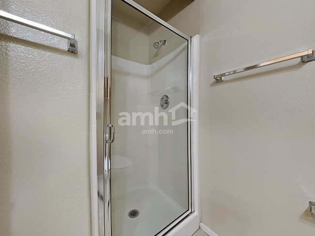 Building Photo - 8321 Canvas Ct