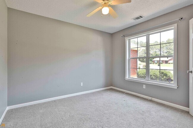 Building Photo - 100 Riverside Walk