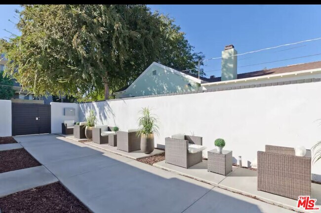 Building Photo - 5428 Colfax Ave