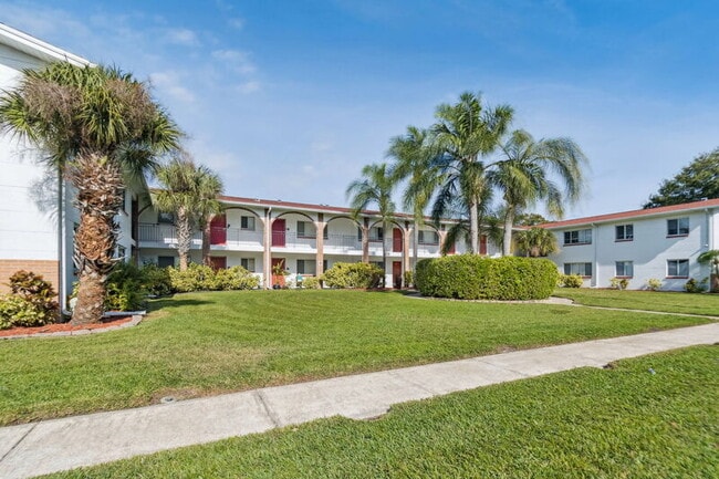 Building Photo - 4729 39th Ave N