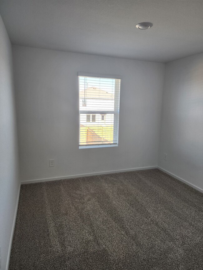 Building Photo - 2407 Cherry Ruby Dr