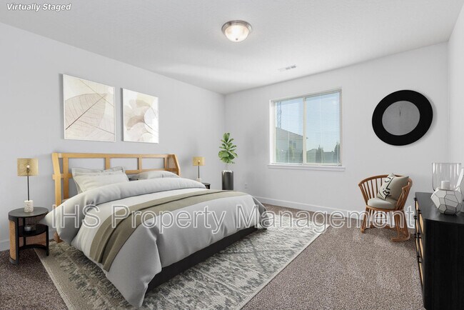 Building Photo - 1127 S Blueberry Pl
