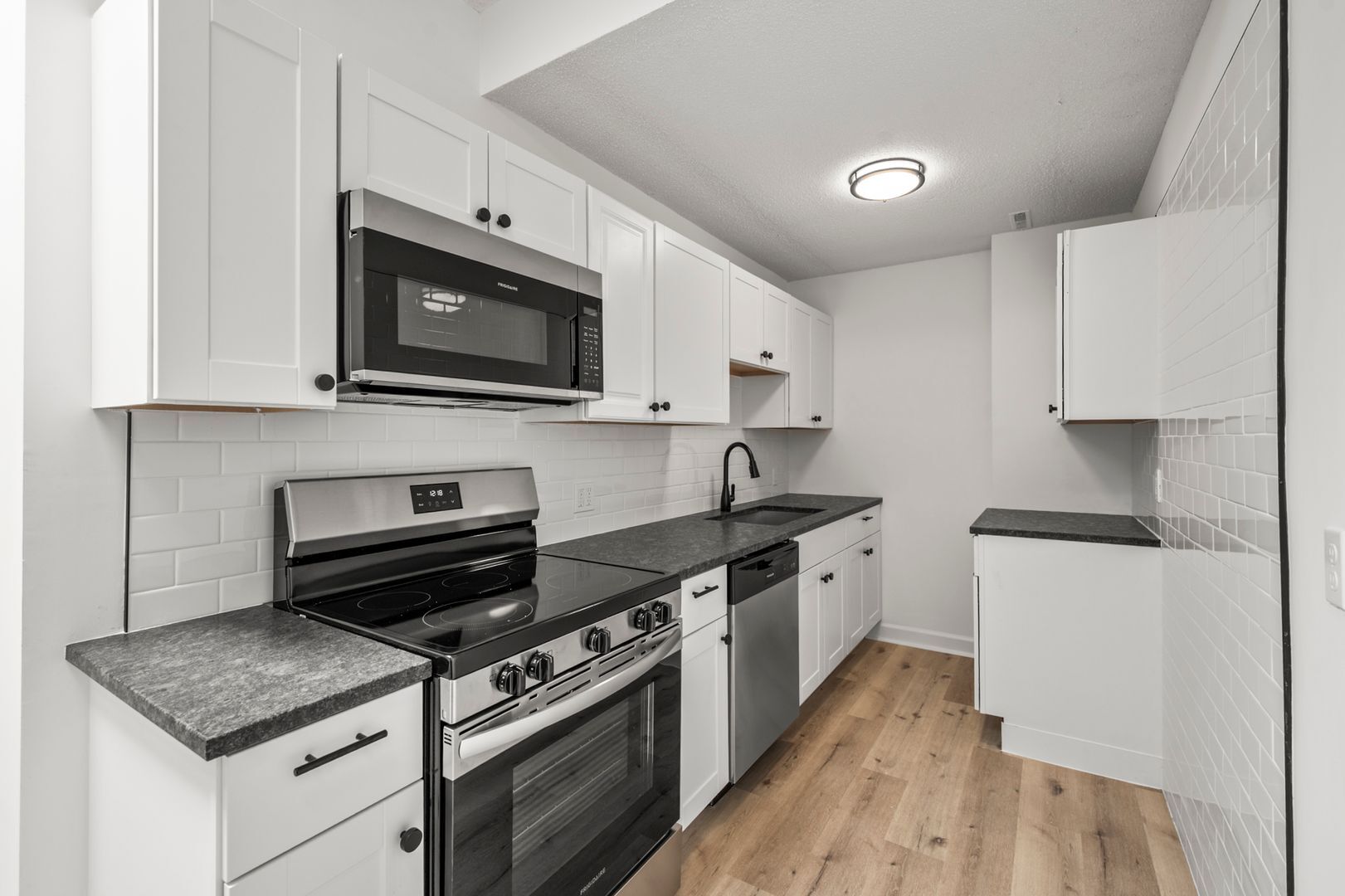 Building Photo - 3761 Avera Ave