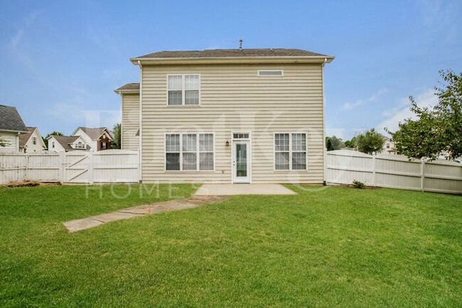 Building Photo - 15703 Corsair Ct