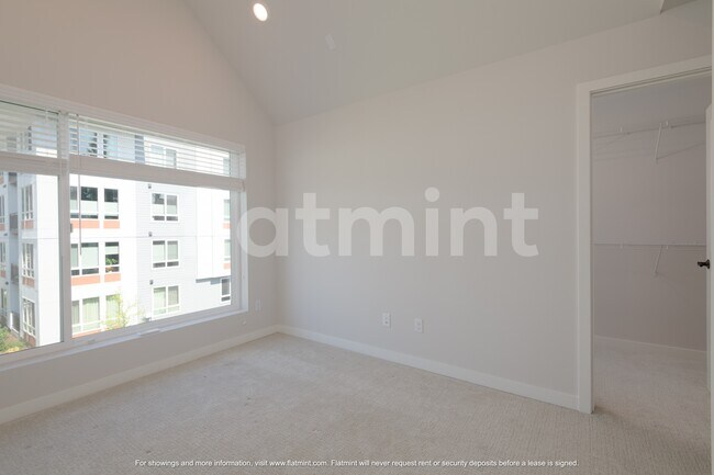 Building Photo - 14568 Westminster Way N