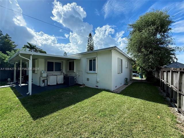 Building Photo - 6110 Coral Wy