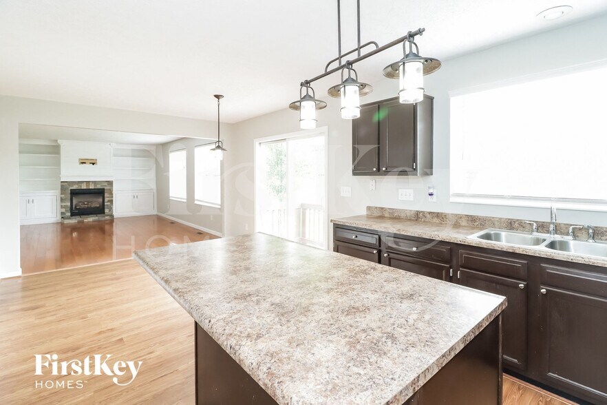 Building Photo - 330 Bridle Creek Dr