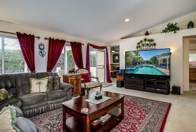 Building Photo - 37760 Driscoll St