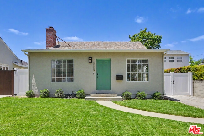 Building Photo - 5119 Enfield Ave