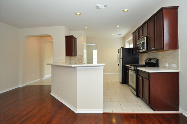 Building Photo - 20179 Royal Orchard Dr