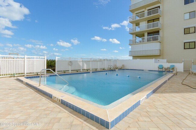 Building Photo - 403 Jimmy Buffett Mem Hwy